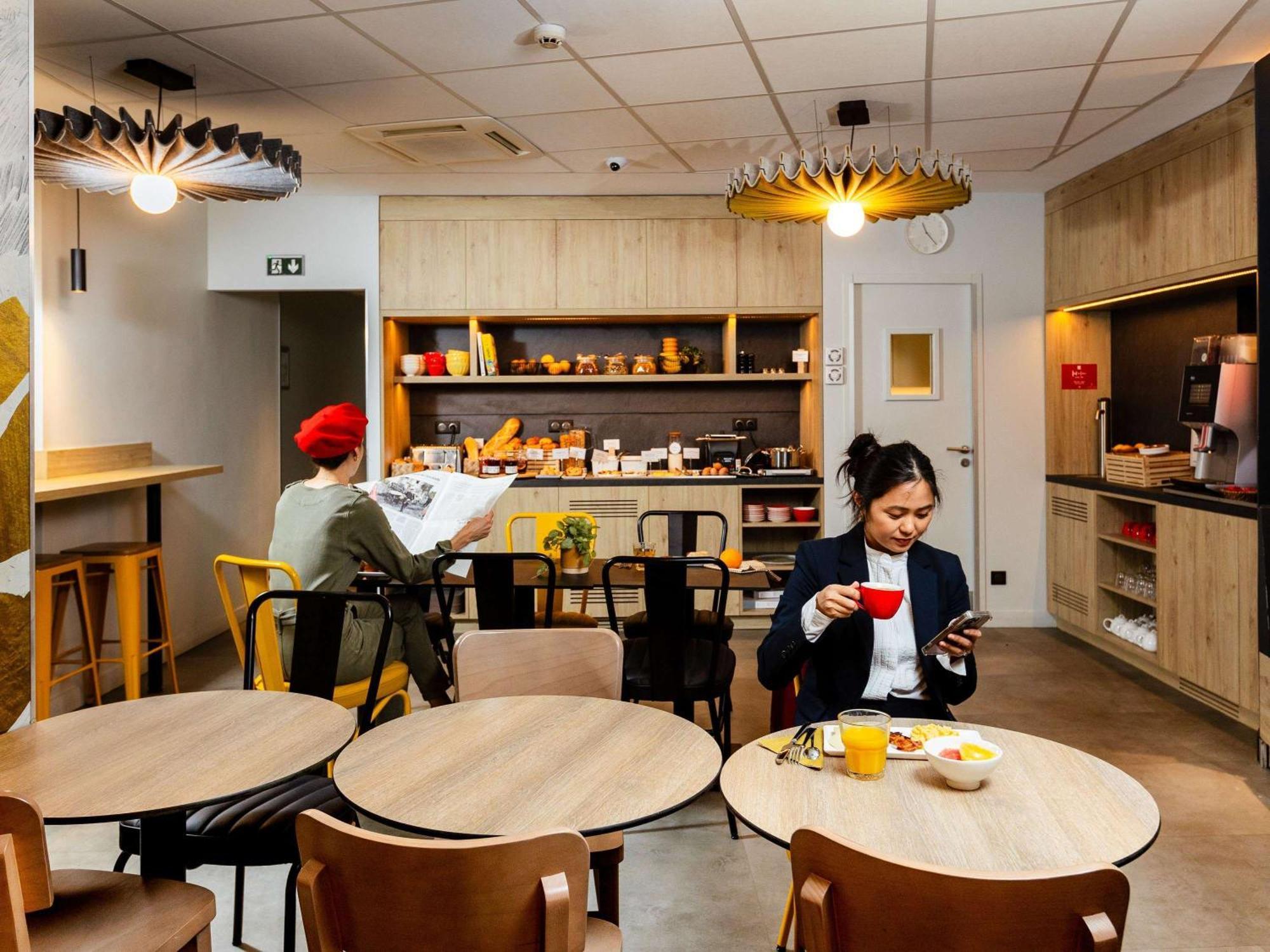 Отель Ibis Paris Gare Montparnasse 15Eme Экстерьер фото