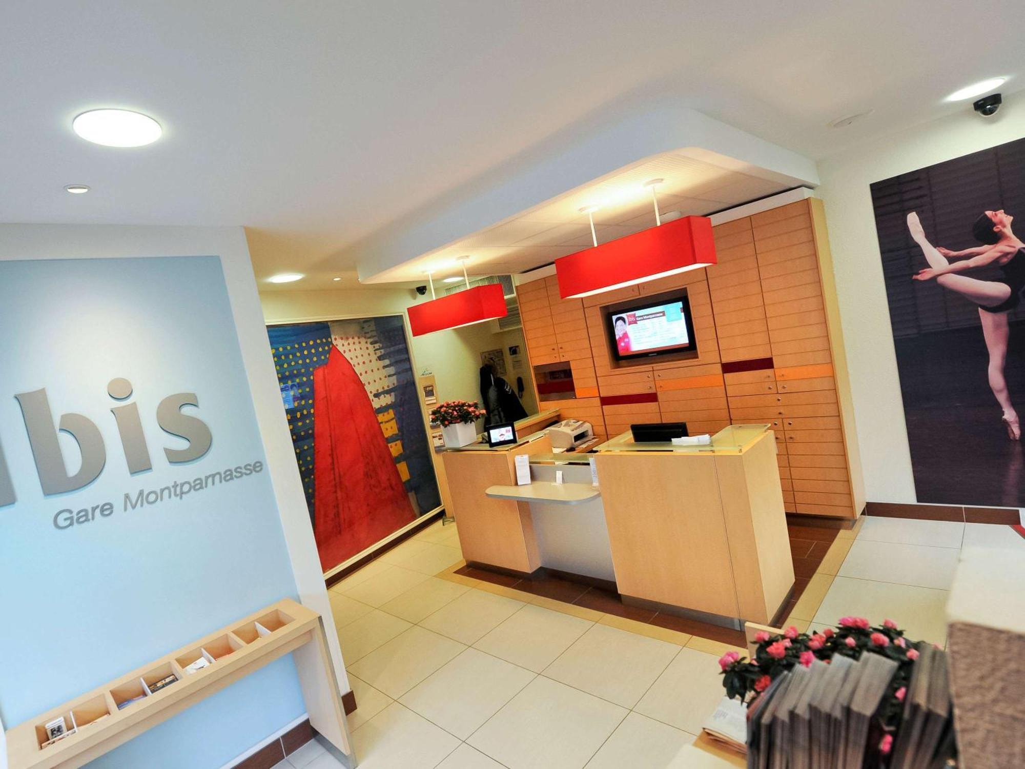 Отель Ibis Paris Gare Montparnasse 15Eme Экстерьер фото