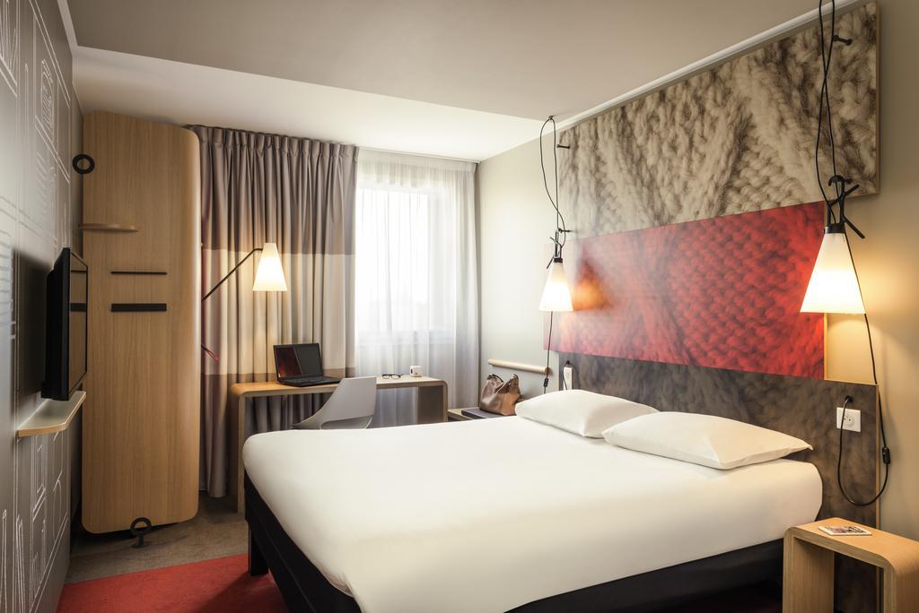 Отель Ibis Paris Gare Montparnasse 15Eme Экстерьер фото